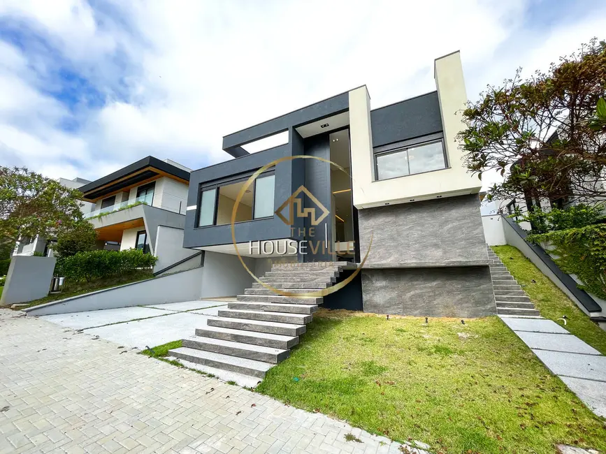 Casa de Condomínio com 4 quartos à venda, 282m2 em Sao Jose Dos Campos - SP - imagem 2 Foto 2 de Casa de Condomínio com 4 quartos à venda, 282m2 em Sao Jose Dos Campos - SP