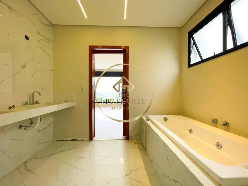 Casa de Condomínio com 4 quartos à venda, 282m2 em Sao Jose Dos Campos - SP - imagem 6 Foto 6 de Casa de Condomínio com 4 quartos à venda, 282m2 em Sao Jose Dos Campos - SP