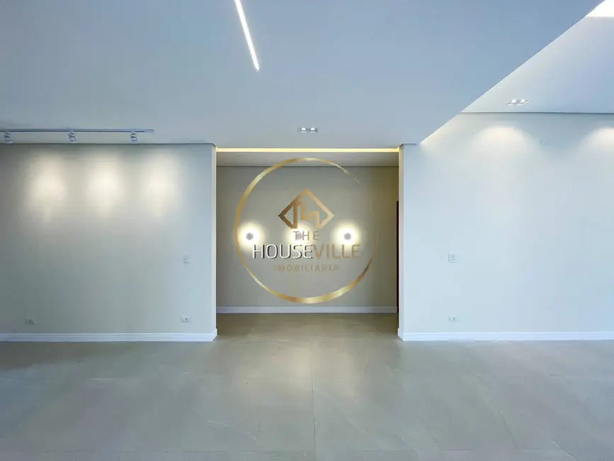 Casa de Condomínio com 4 quartos à venda, 282m2 em Sao Jose Dos Campos - SP - imagem 9 Foto 9 de Casa de Condomínio com 4 quartos à venda, 282m2 em Sao Jose Dos Campos - SP