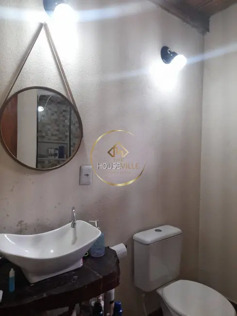 Chácara com 2 quartos à venda, 1000m2 em Sao Jose Dos Campos - SP - imagem 8 Foto 8 de Chácara com 2 quartos à venda, 1000m2 em Sao Jose Dos Campos - SP