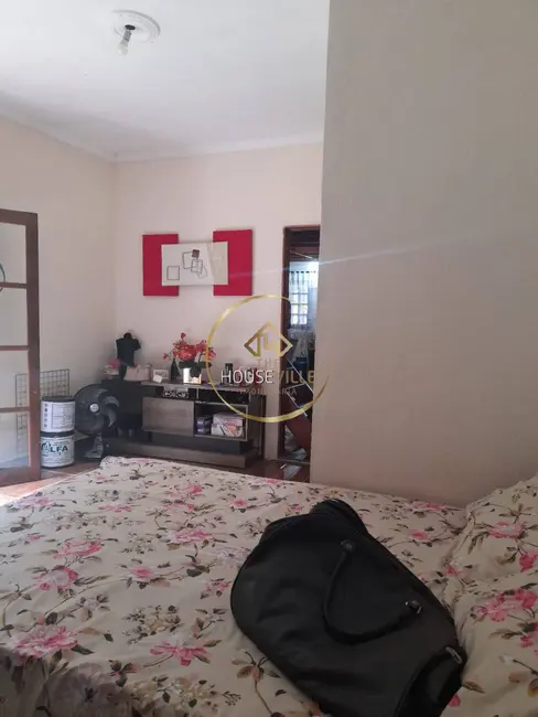 Chácara com 2 quartos à venda, 1000m2 em Sao Jose Dos Campos - SP - imagem 6 Foto 6 de Chácara com 2 quartos à venda, 1000m2 em Sao Jose Dos Campos - SP