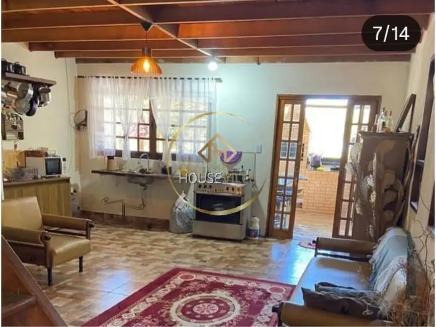 Chácara com 2 quartos à venda, 1000m2 em Sao Jose Dos Campos - SP - imagem 4 Foto 4 de Chácara com 2 quartos à venda, 1000m2 em Sao Jose Dos Campos - SP