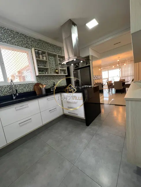 Foto 8 de Apartamento com 3 quartos à venda, 156m2 em Sao Jose Dos Campos - SP