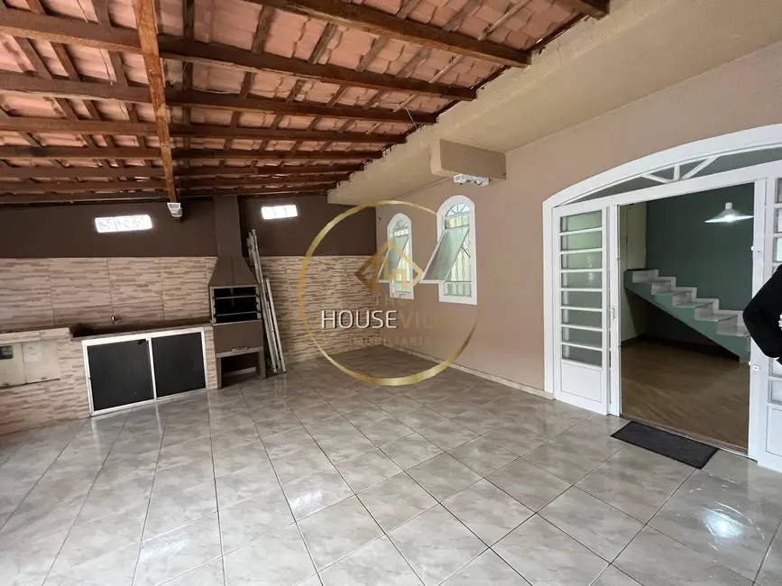 Foto 3 de Casa com 2 quartos à venda, 136m2 em Sao Jose Dos Campos - SP