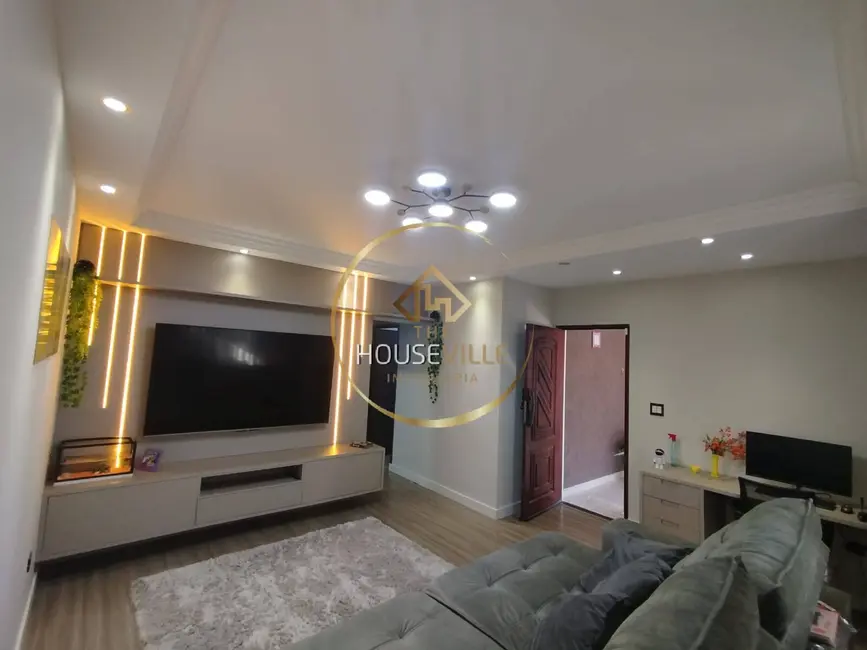 Casa com 3 quartos à venda, 148m2 em Sao Jose Dos Campos - SP - imagem 1 Foto 1 de Casa com 3 quartos à venda, 148m2 em Sao Jose Dos Campos - SP