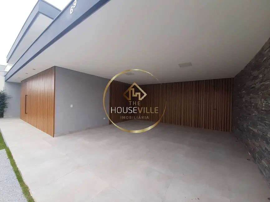 Casa de Condomínio com 3 quartos à venda e para alugar, 295m2 em Sao Jose Dos Campos - SP - imagem 3 Foto 3 de Casa de Condomínio com 3 quartos à venda e para alugar, 295m2 em Sao Jose Dos Campos - SP