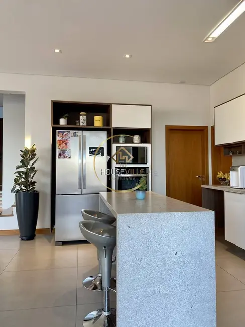Casa de Condomínio com 4 quartos à venda e para alugar, 297m2 em Sao Jose Dos Campos - SP - imagem 7 Foto 7 de Casa de Condomínio com 4 quartos à venda e para alugar, 297m2 em Sao Jose Dos Campos - SP