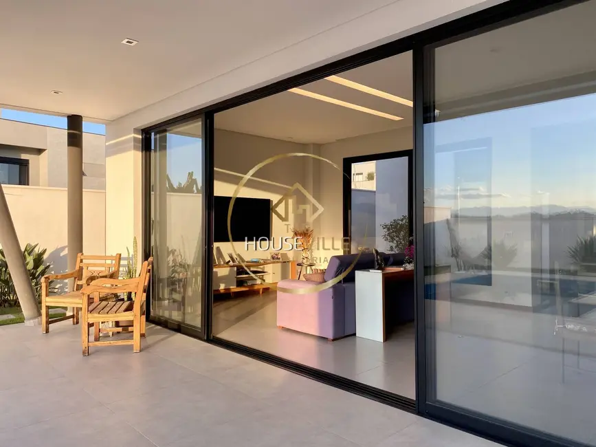 Casa de Condomínio com 4 quartos à venda e para alugar, 297m2 em Sao Jose Dos Campos - SP - imagem 3 Foto 3 de Casa de Condomínio com 4 quartos à venda e para alugar, 297m2 em Sao Jose Dos Campos - SP
