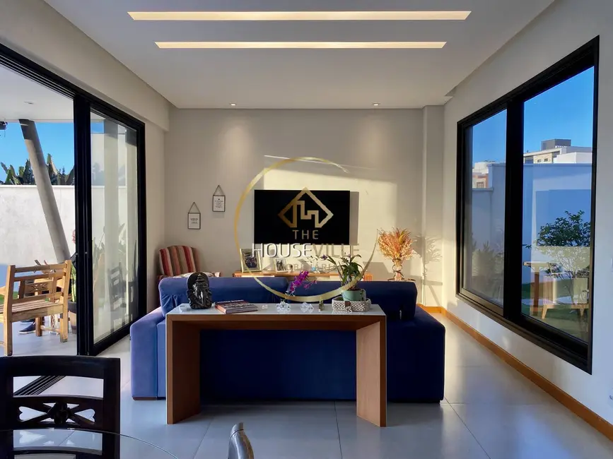 Casa de Condomínio com 4 quartos à venda e para alugar, 297m2 em Sao Jose Dos Campos - SP - imagem 6 Foto 6 de Casa de Condomínio com 4 quartos à venda e para alugar, 297m2 em Sao Jose Dos Campos - SP