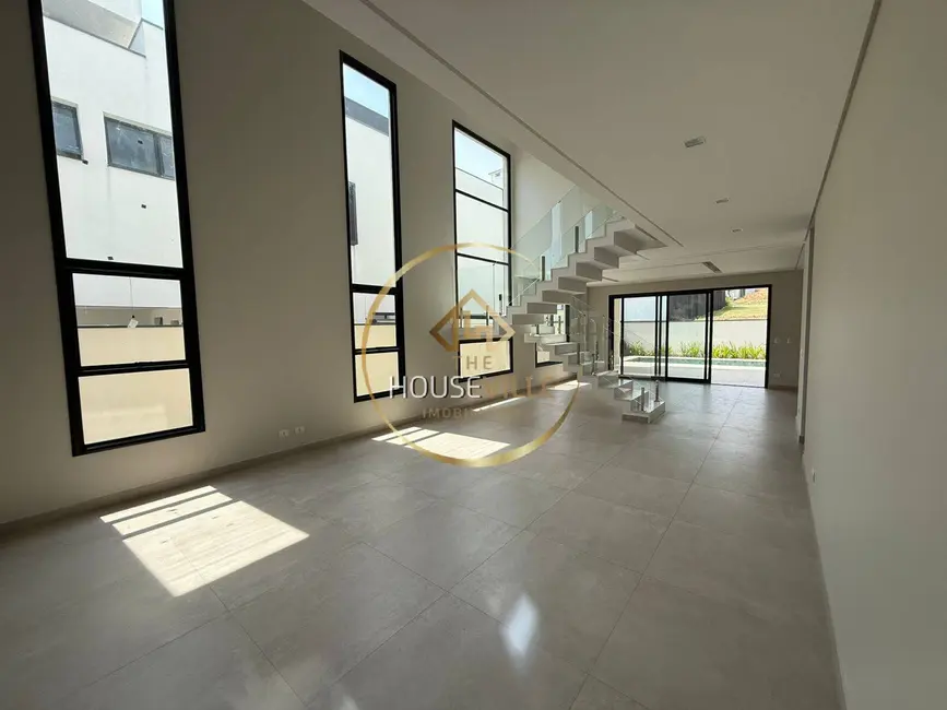 Casa de Condomínio com 5 quartos à venda, 347m2 em Sao Jose Dos Campos - SP - imagem 4 Foto 4 de Casa de Condomínio com 5 quartos à venda, 347m2 em Sao Jose Dos Campos - SP