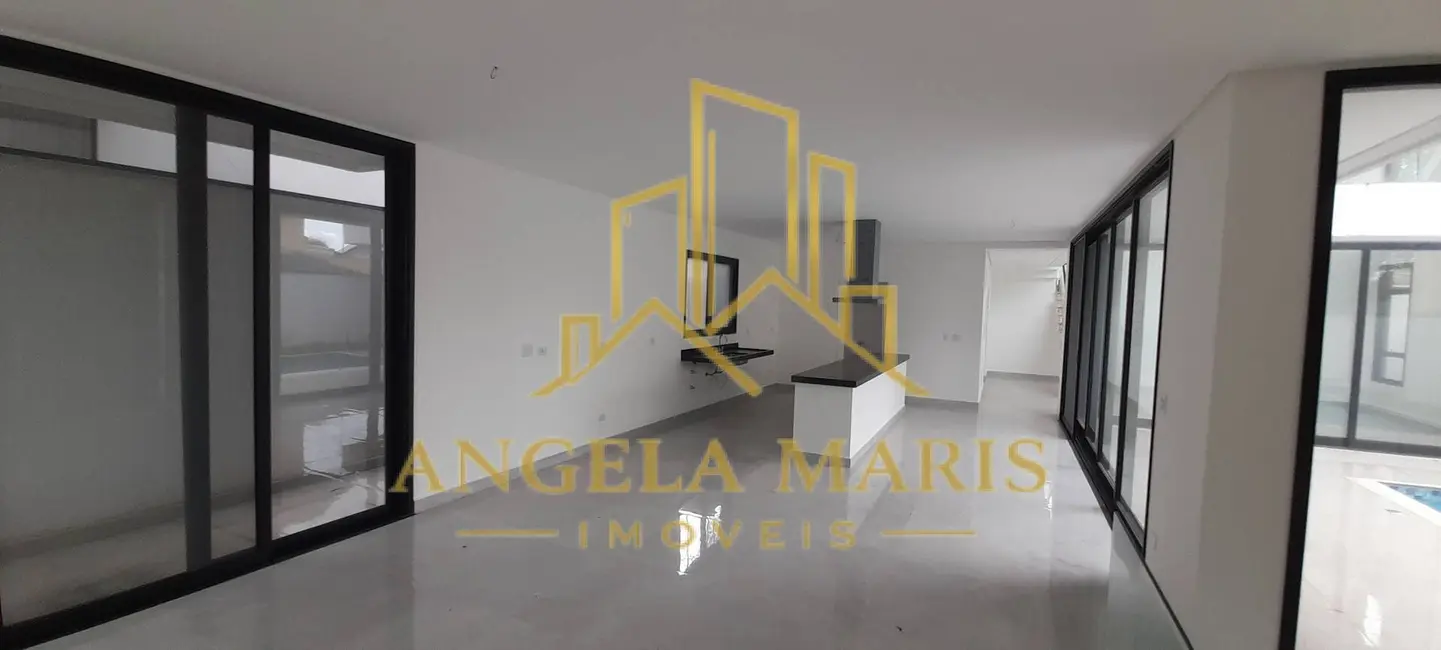 Casa de Condomínio com 4 quartos à venda, 310m2 em Sao Jose Dos Campos - SP - imagem 3 Foto 3 de Casa de Condomínio com 4 quartos à venda, 310m2 em Sao Jose Dos Campos - SP