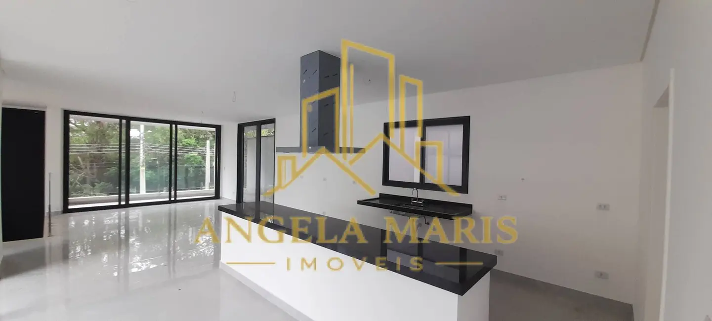 Casa de Condomínio com 4 quartos à venda, 310m2 em Sao Jose Dos Campos - SP - imagem 4 Foto 4 de Casa de Condomínio com 4 quartos à venda, 310m2 em Sao Jose Dos Campos - SP