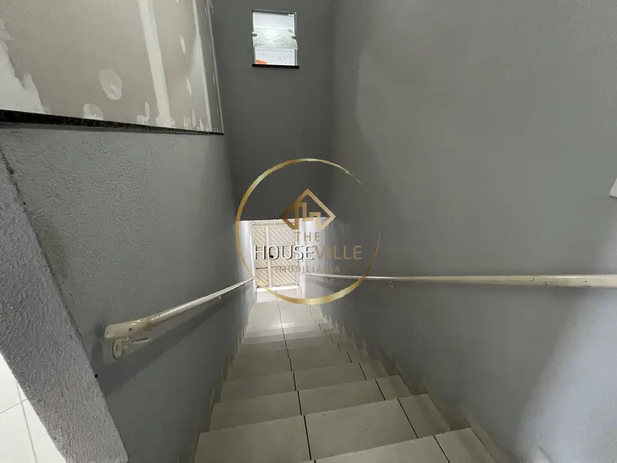 Armazém / Galpão para alugar, 200m2 em Sao Jose Dos Campos - SP - imagem 7 Foto 7 de Armazém / Galpão para alugar, 200m2 em Sao Jose Dos Campos - SP