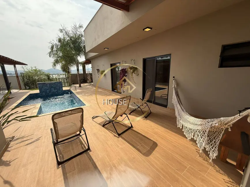 Foto 9 de Casa de Condomínio com 4 quartos à venda, 330m2 em Sao Jose Dos Campos - SP