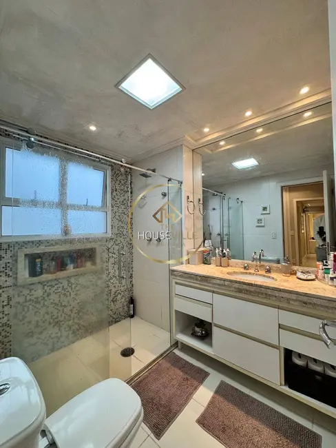 Apartamento com 4 quartos à venda, 318m2 em Sao Jose Dos Campos - SP - imagem 8 Foto 8 de Apartamento com 4 quartos à venda, 318m2 em Sao Jose Dos Campos - SP