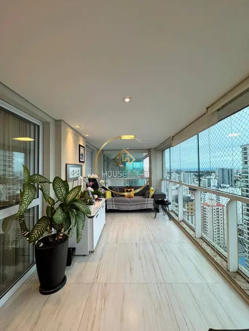 Apartamento com 4 quartos à venda, 318m2 em Sao Jose Dos Campos - SP - imagem 4 Foto 4 de Apartamento com 4 quartos à venda, 318m2 em Sao Jose Dos Campos - SP