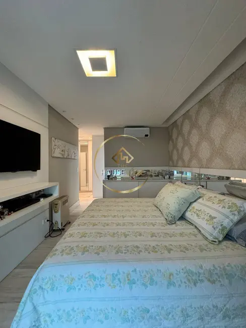 Apartamento com 4 quartos à venda, 318m2 em Sao Jose Dos Campos - SP - imagem 6 Foto 6 de Apartamento com 4 quartos à venda, 318m2 em Sao Jose Dos Campos - SP