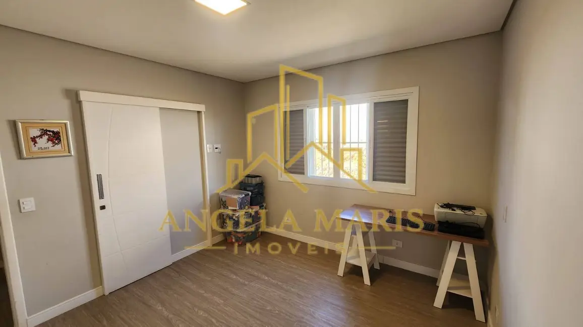 Foto 8 de Casa de Condomínio com 4 quartos à venda, 300m2 em Rio Comprido, Jacarei - SP
