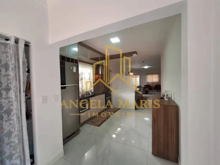 Casa de Condomínio com 3 quartos à venda, 175m2 em Sao Jose Dos Campos - SP - imagem 7 Foto 7 de Casa de Condomínio com 3 quartos à venda, 175m2 em Sao Jose Dos Campos - SP