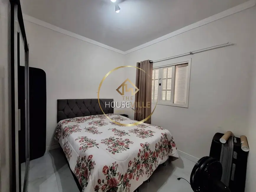 Foto 9 de Casa de Condomínio com 3 quartos à venda, 175m2 em Sao Jose Dos Campos - SP