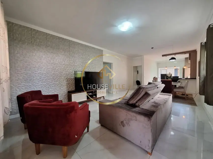 Foto 3 de Casa de Condomínio com 3 quartos à venda, 175m2 em Sao Jose Dos Campos - SP