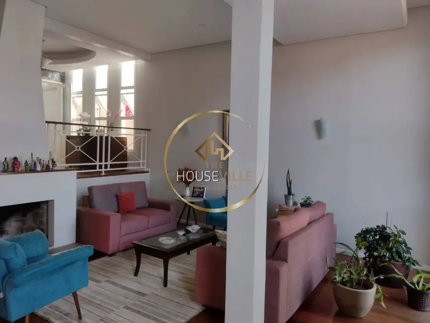 Foto 1 de Casa com 4 quartos à venda, 291m2 em Sao Jose Dos Campos - SP