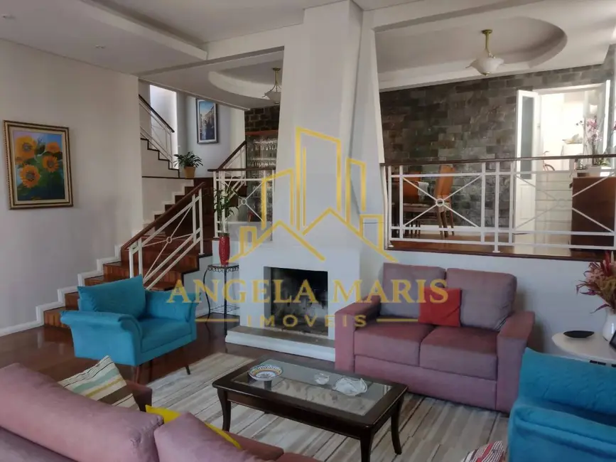 Foto 1 de Casa com 4 quartos à venda, 291m2 em Sao Jose Dos Campos - SP