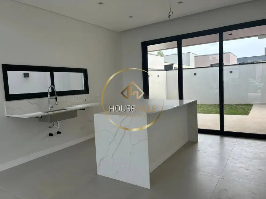 Casa de Condomínio com 3 quartos à venda, 168m2 em Sao Jose Dos Campos - SP - imagem 6 Foto 6 de Casa de Condomínio com 3 quartos à venda, 168m2 em Sao Jose Dos Campos - SP