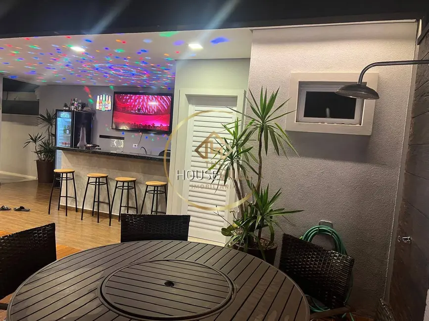 Foto 4 de Casa de Condomínio com 3 quartos à venda, 240m2 em Sao Jose Dos Campos - SP