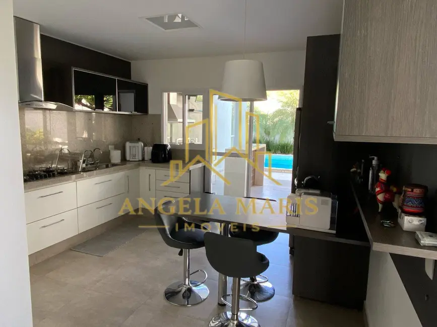Foto 4 de Casa de Condomínio com 4 quartos à venda, 329m2 em Sao Jose Dos Campos - SP