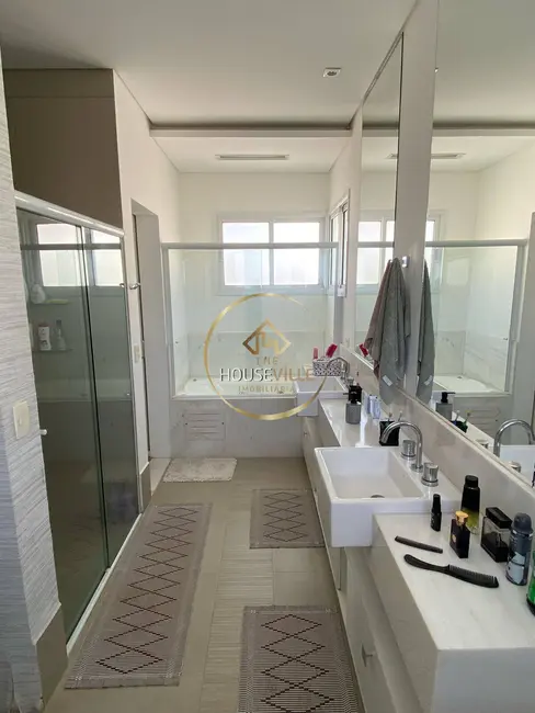 Casa de Condomínio com 3 quartos à venda, 329m2 em Sao Jose Dos Campos - SP - imagem 7 Foto 7 de Casa de Condomínio com 3 quartos à venda, 329m2 em Sao Jose Dos Campos - SP