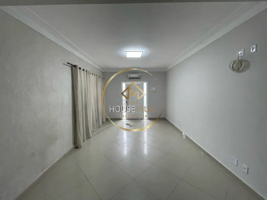 Foto 2 de Casa com 3 quartos à venda, 133m2 em Loteamento Villa Branca, Jacarei - SP