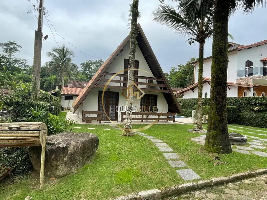 Foto 2 de Casa de Condomínio com 3 quartos à venda e para alugar, 400m2 em Park Imperial, Caraguatatuba - SP