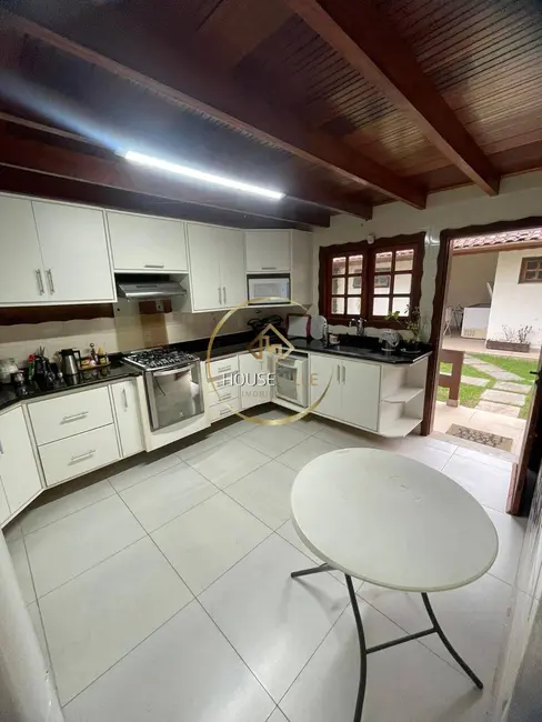 Foto 8 de Casa de Condomínio com 3 quartos à venda e para alugar, 400m2 em Park Imperial, Caraguatatuba - SP