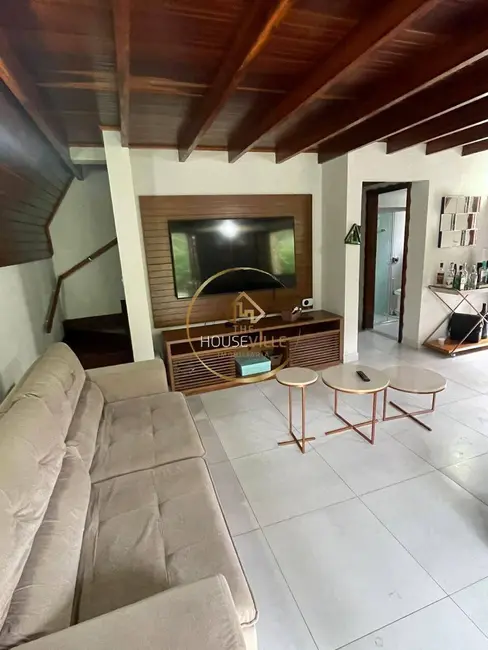 Foto 4 de Casa de Condomínio com 3 quartos à venda e para alugar, 400m2 em Park Imperial, Caraguatatuba - SP