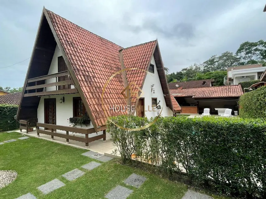 Foto 3 de Casa de Condomínio com 3 quartos à venda e para alugar, 400m2 em Park Imperial, Caraguatatuba - SP