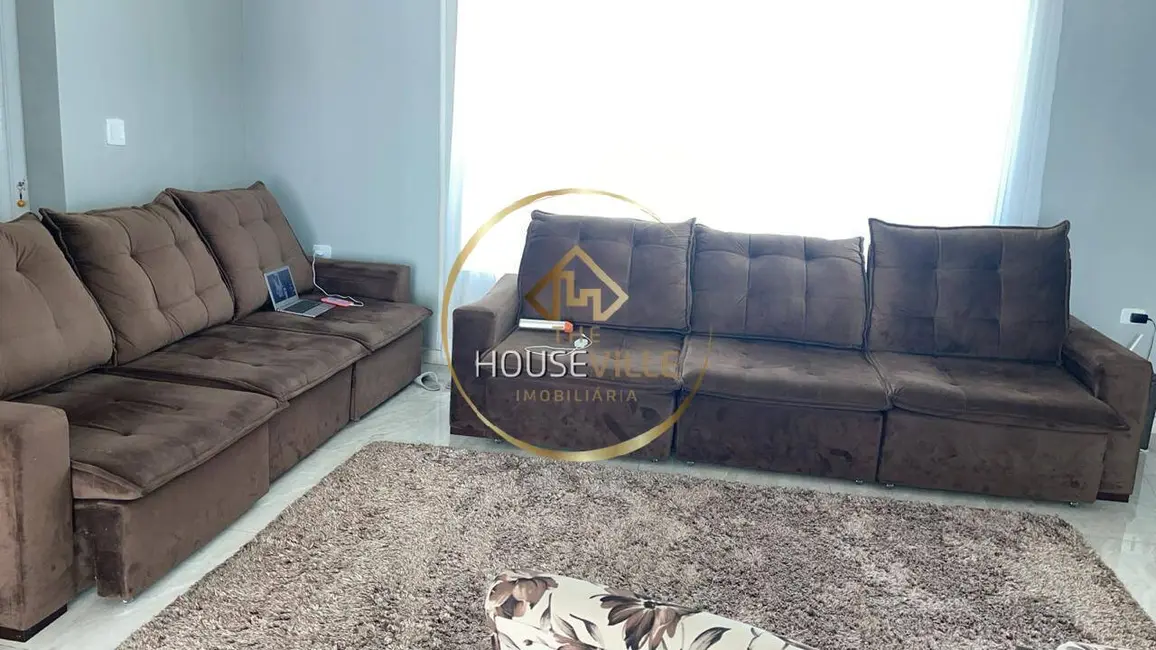 Foto 5 de Casa de Condomínio com 3 quartos à venda, 220m2 em Jardim Jacinto, Jacarei - SP