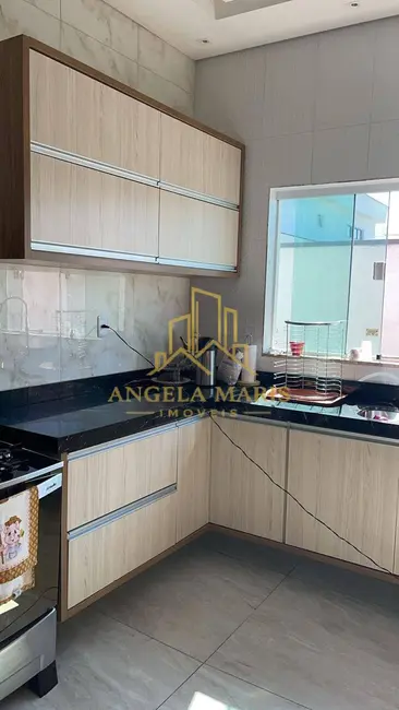 Foto 8 de Casa de Condomínio com 3 quartos à venda, 220m2 em Jardim Jacinto, Jacarei - SP
