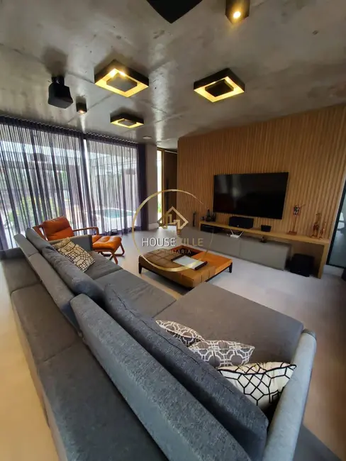 Foto 5 de Casa de Condomínio com 3 quartos à venda e para alugar, 428m2 em Sao Jose Dos Campos - SP