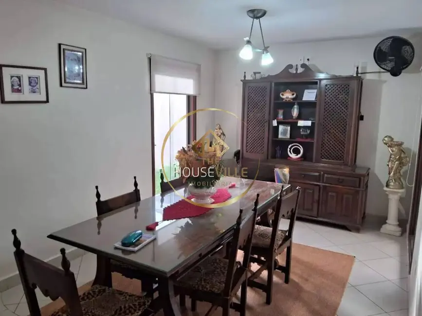 Foto 5 de Casa de Condomínio com 3 quartos à venda, 283m2 em Sao Jose Dos Campos - SP