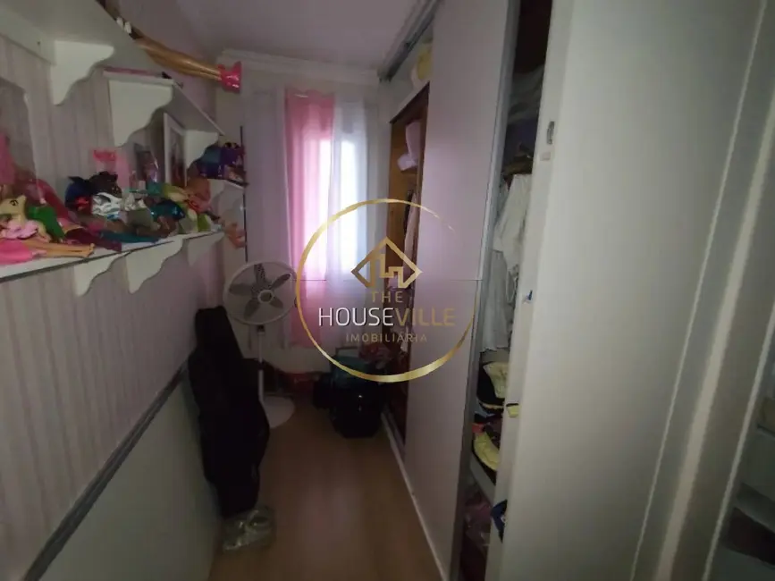 Casa de Condomínio com 4 quartos à venda, 185m2 em Sao Jose Dos Campos - SP - imagem 7 Foto 7 de Casa de Condomínio com 4 quartos à venda, 185m2 em Sao Jose Dos Campos - SP