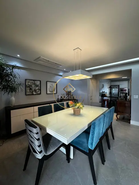 Foto 4 de Apartamento com 3 quartos à venda, 143m2 em Sao Jose Dos Campos - SP