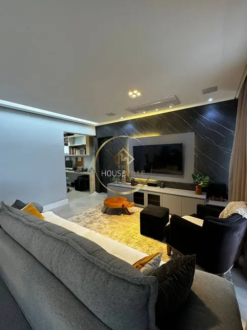 Foto 3 de Apartamento com 3 quartos à venda, 143m2 em Sao Jose Dos Campos - SP