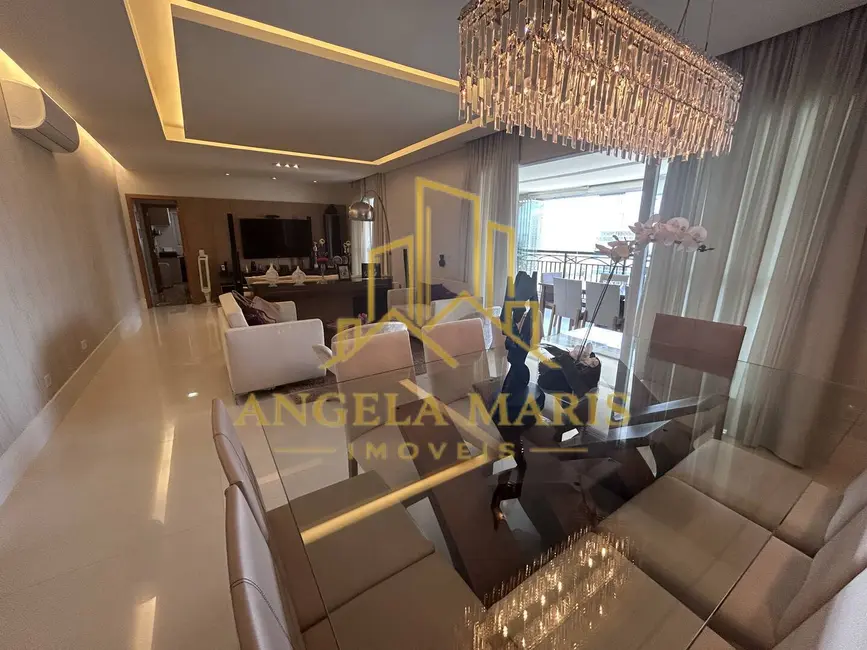 Apartamento com 3 quartos à venda, 177m2 em Sao Jose Dos Campos - SP - imagem 2 Foto 2 de Apartamento com 3 quartos à venda, 177m2 em Sao Jose Dos Campos - SP