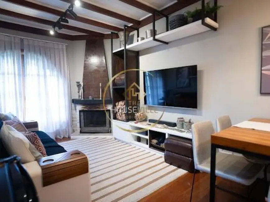 Foto 6 de Apartamento com 3 quartos à venda, 120m2 em Campos Do Jordao - SP