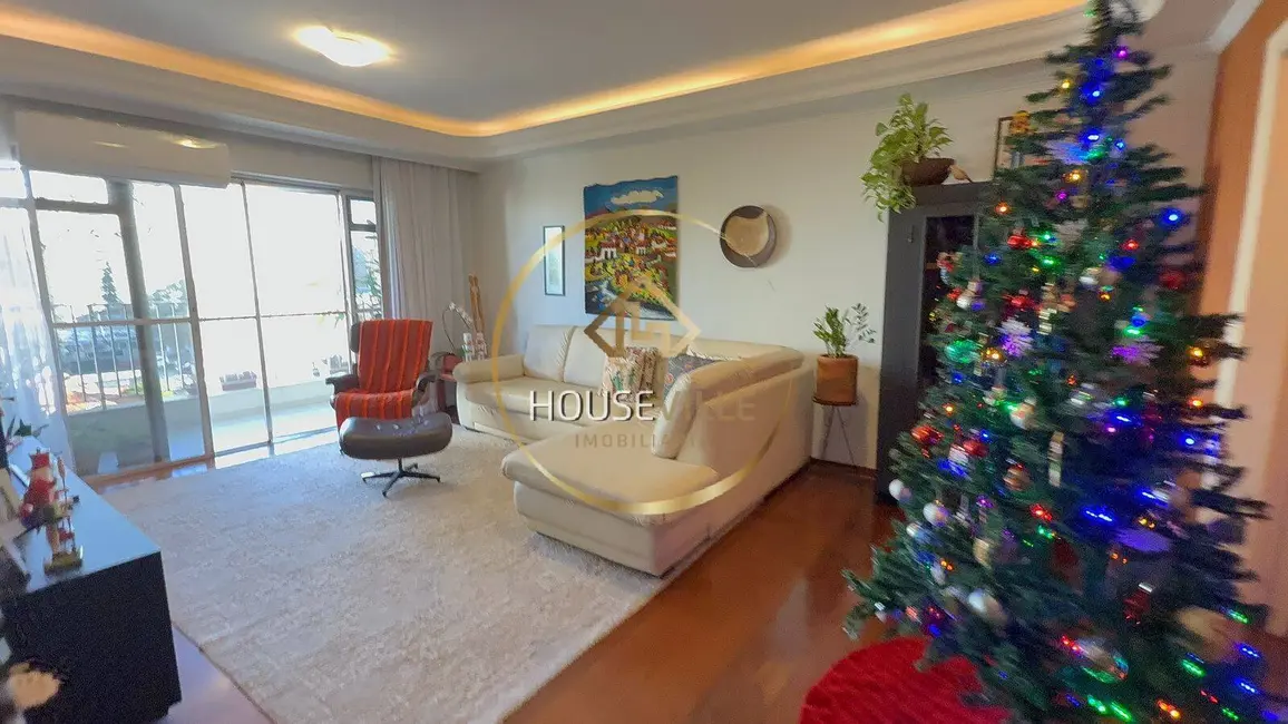 Apartamento com 4 quartos à venda, 186m2 em Sao Jose Dos Campos - SP - imagem 3 Foto 3 de Apartamento com 4 quartos à venda, 186m2 em Sao Jose Dos Campos - SP