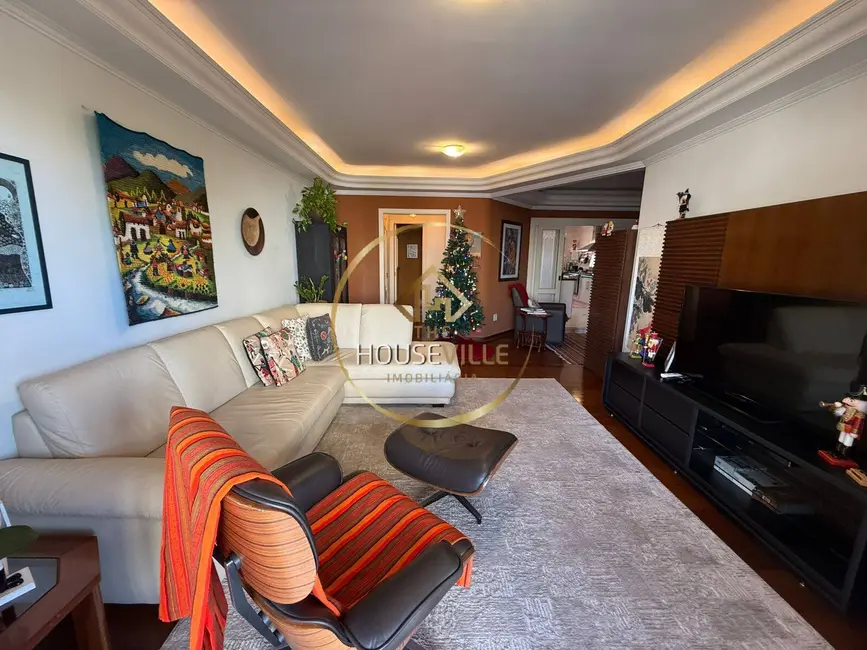 Apartamento com 4 quartos à venda, 186m2 em Sao Jose Dos Campos - SP - imagem 2 Foto 2 de Apartamento com 4 quartos à venda, 186m2 em Sao Jose Dos Campos - SP