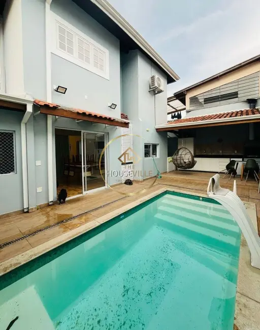 Foto 1 de Casa com 4 quartos à venda, 245m2 em Sao Jose Dos Campos - SP