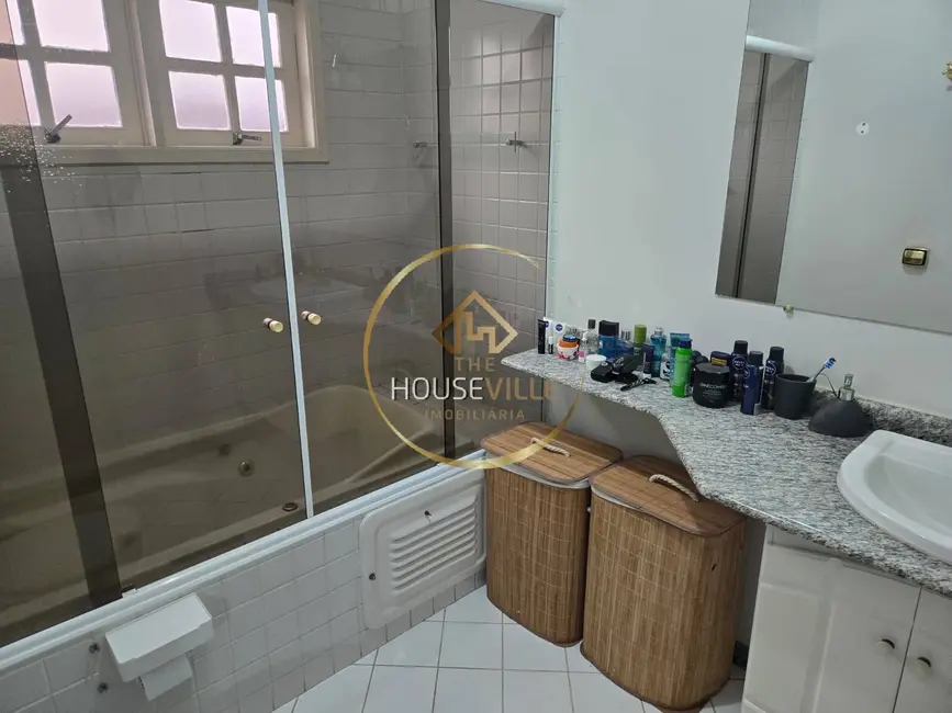 Foto 9 de Casa com 4 quartos à venda, 245m2 em Sao Jose Dos Campos - SP