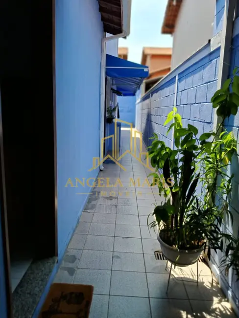 Foto 6 de Casa com 4 quartos à venda, 150m2 em Sao Jose Dos Campos - SP